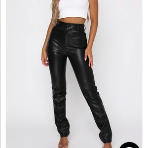 White fox boutique leather pants in black